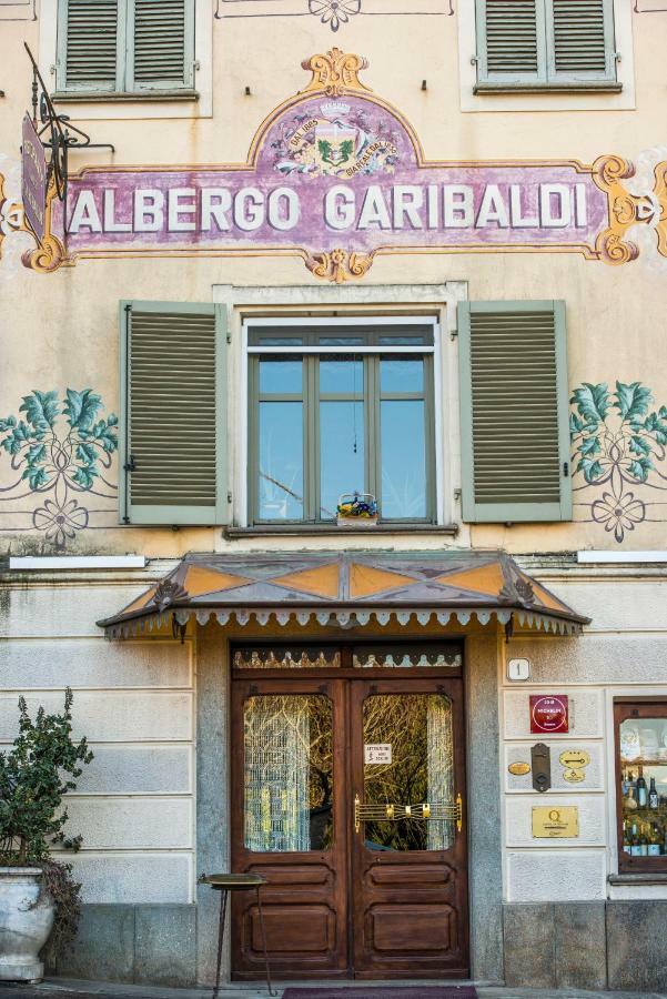 Albergo Ristorante Garibaldi Cisterna dʼAsti Exterior foto